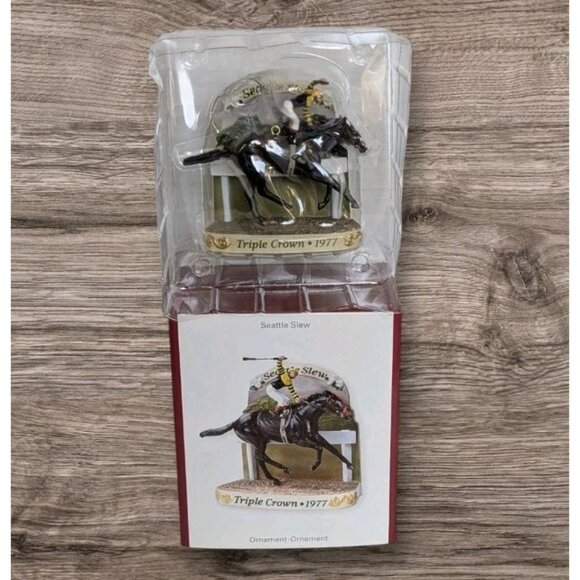 Carlton Heirloom Triple Crown Seattle Slew Ornament Horse 1977 Christmas #137 - Picture 1 of 10